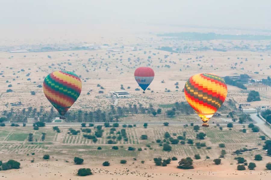 Dubai: Sunrise Balloon Flight with Camel Ride & Breakfast - What the $305 price really covers