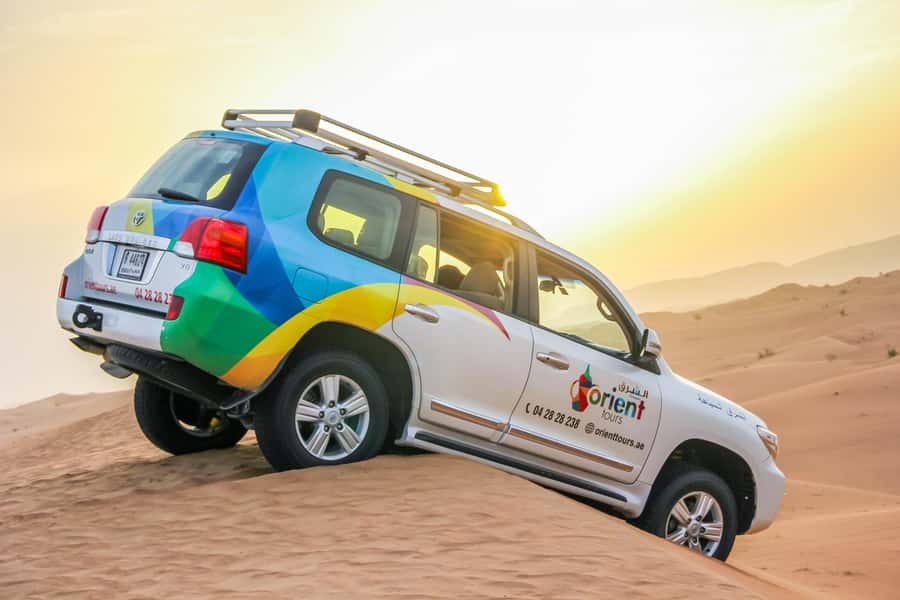 Dubai Sunrise Desert Camel Trek with Breakfast - Seasons, clothing, and practical comfort