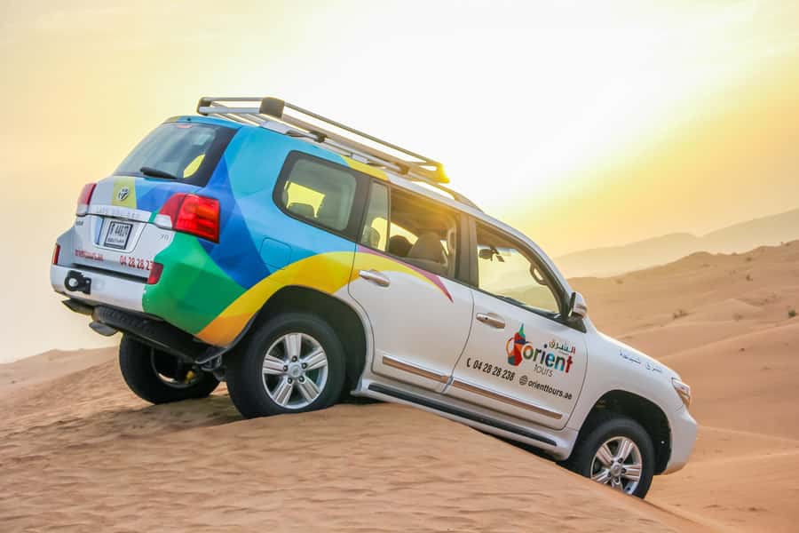 Dubai: Sunrise Desert Jeep Safari with Wildlife Experience - Hotel pickup before dawn