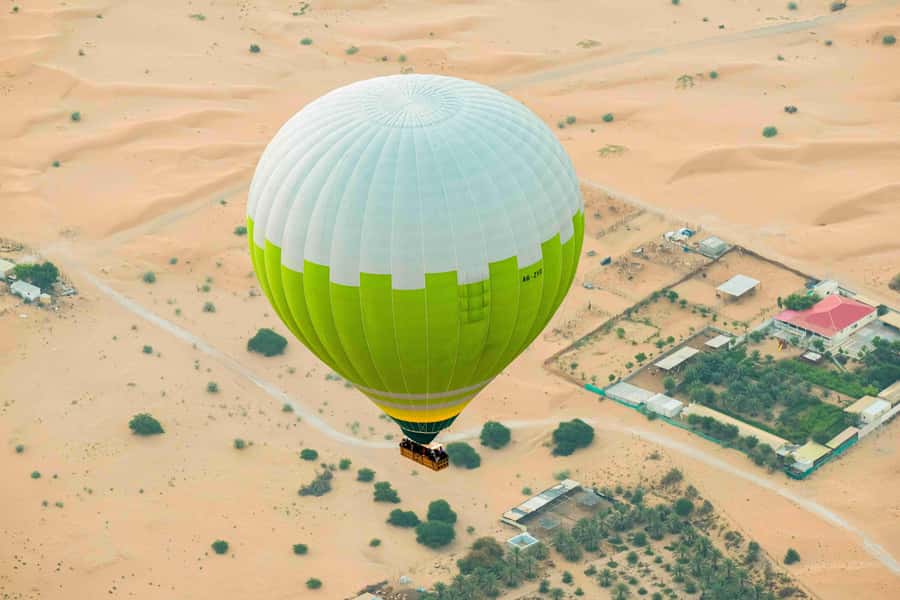 Dubai: Sunrise Hot Air Balloon Flight, Breakfast, Camel Ride - Five things to know before booking