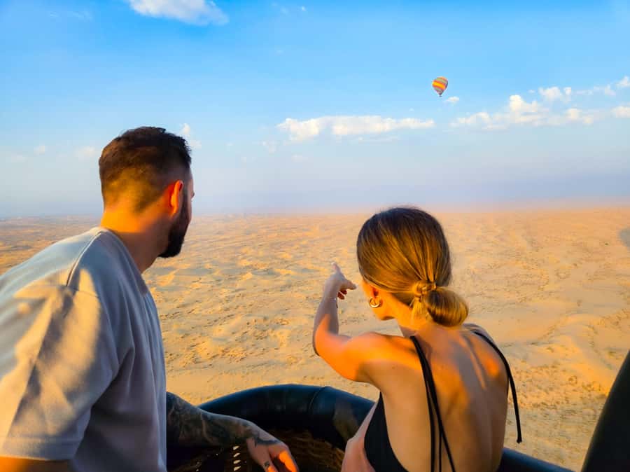 Dubai: Sunrise Hot Air Balloon Ride with Transfers - Practical Clothing and Camera Advice
