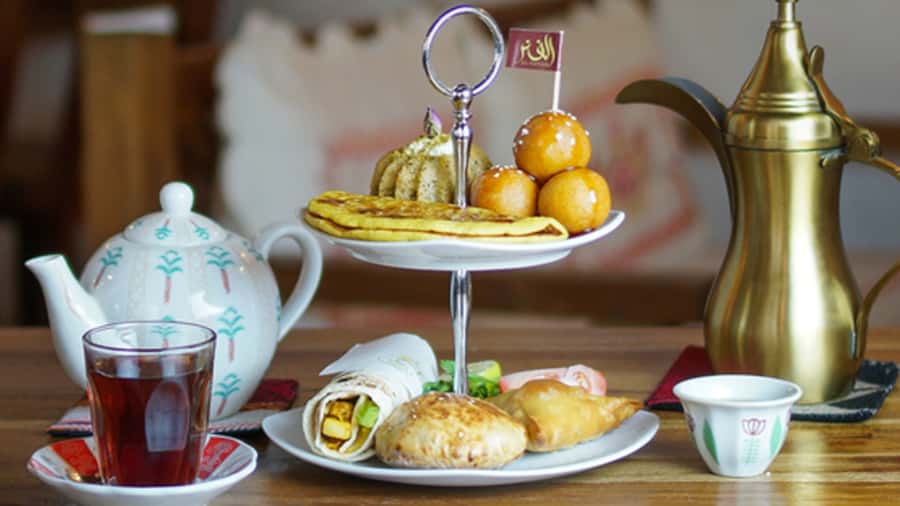 Dubai: Sunset Cruise on Traditional Boat & Emirati High Tea - Key points to know before booking