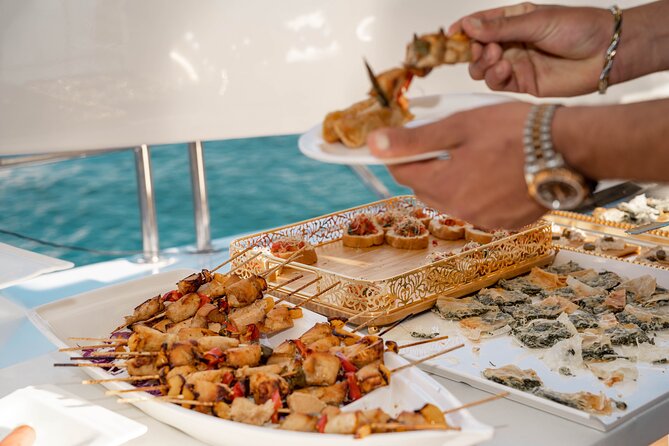 Dubai Sunset Cruise with Snacks and Drinks - Bluewaters Island and Ain Dubai