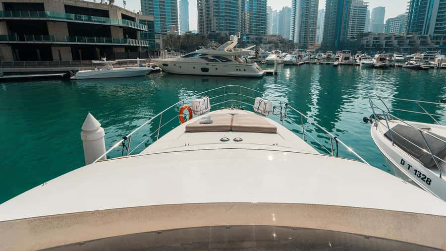 Dubai: Sunset & Night Cruise with Bites and Drinks - Who will get the most from this cruise