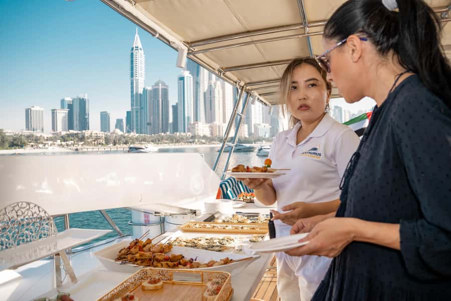 Dubai: Sunset & Night Cruise with Bites and Drinks - A two-hour view of Dubai from the water