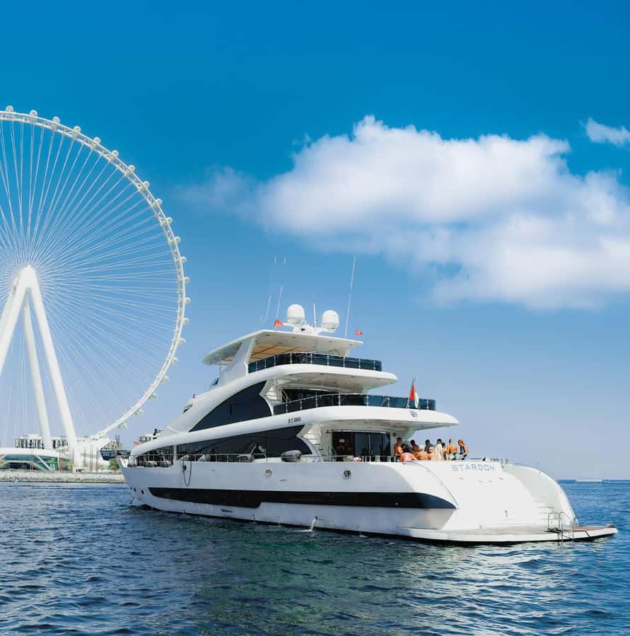 Dubai: Superyacht Experience with Live Music & Drinks - Key details before you book
