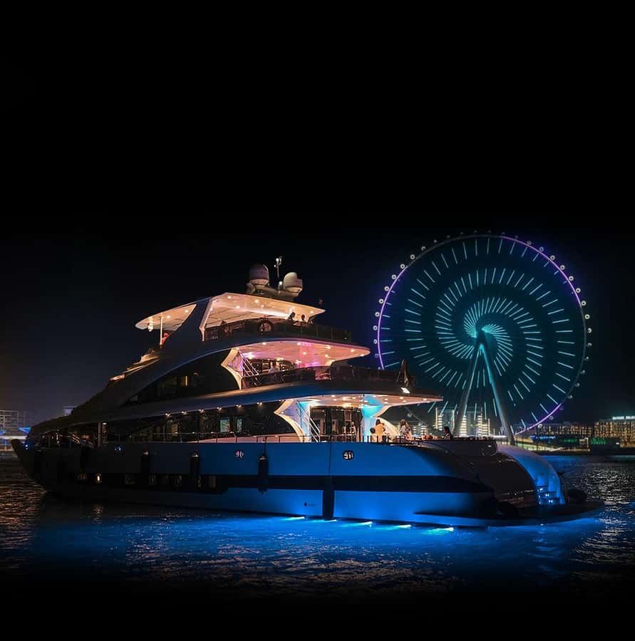 Dubai: Superyacht Experience with Party & Live DJ - The yacht, decks, and comfort