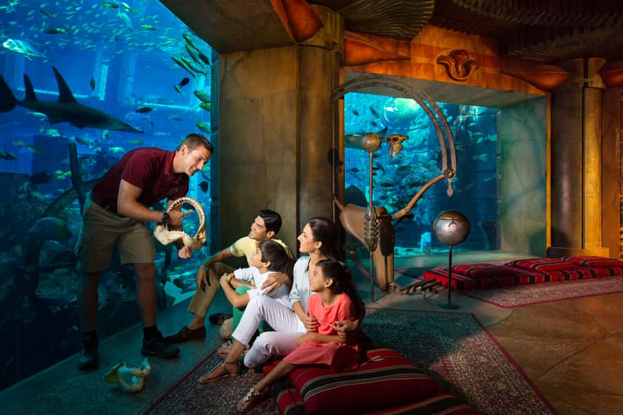 Dubai: The Lost Chambers Aquarium Atlantis Diving Experience - Arriving at The Lost Chambers Aquarium