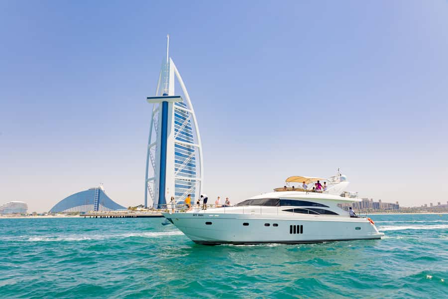 Dubai: The Luxury Yacht Tour with Live BBQ Option - The two-hour cruise: the best balance for most people