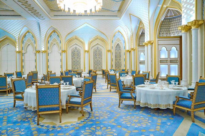 Dubai to Abu Dhabi Day Trip: Grand Mosque, Palace & Etihad Towers - Marina Mall: a practical one-hour break