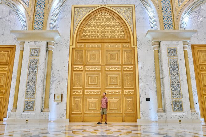 Dubai to Abu Dhabi Day Trip: Grand Mosque, Palace & Etihad Towers - Qasr Al Watan: palace scale and polished interiors