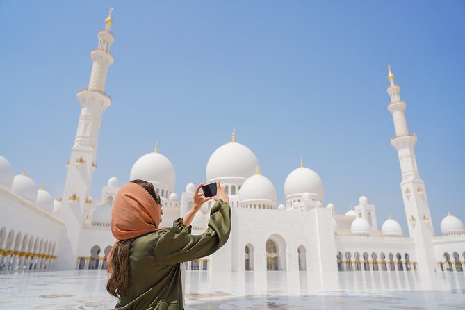 Dubai To Abu Dhabi: Grand Mosque, Royal Palace & Etihad Towers - How much value do you get for $90.25?