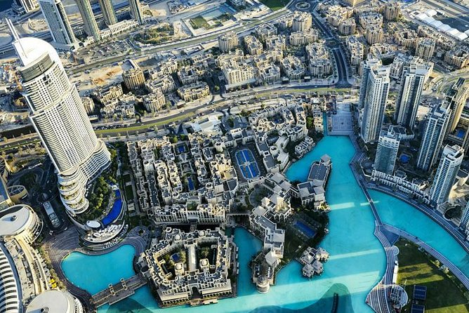 Dubai Top Five Attraction Tour Tickets & Armani Buffet Dinner - Souk Madinat Jumeirah: a quick taste of old-style Dubai