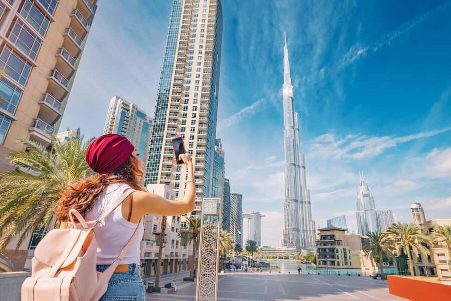 Dubai Top Highlights: Frame Entry, Souks, Abra & Street Food - Blue Mosque, a calm start before the city rush