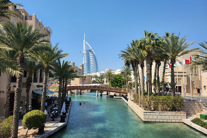 Dubai Top Ten Must-see Sights with Burj Khalifa and Transfers - Dubai Frame: a quick architectural pause