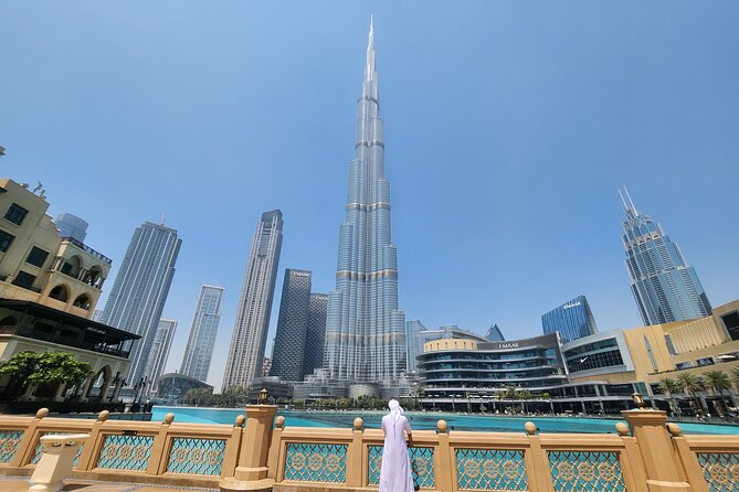 Dubai Top Ten Must-see Sights with Burj Khalifa and Transfers - Museum of the Future from the outside