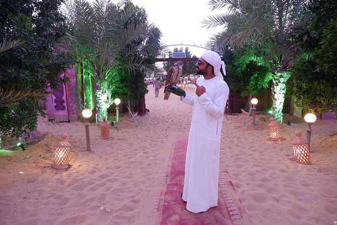 Dubai Tour and Desert Safari: Sand Boarding & BBQ Dinner Combo - Jumeirah Mosque and Burj Al Arab Photo Stops
