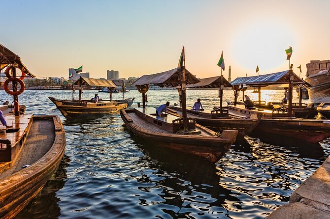 Dubai Traditional City Tour from Dubai with Abra Ride - A quick introduction to Dubai’s two worlds