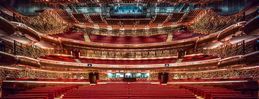 Dubai: Walking, Architecture and History Tour of Dubai Opera - Reading the dhow-shaped architecture