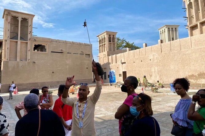 Dubai Walking Tour "Fahidi Area, Dubai Museum, Souks" - Gold Souk: a dramatic final stop