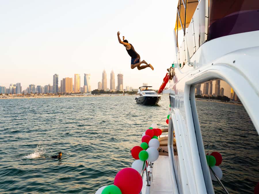 Dubai: Yacht Cruise with Swimming, Snorkeling and BBQ Lunch - Is $87 good value?