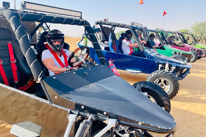 Dune Raiders - The 4WD dune drive sets the pace