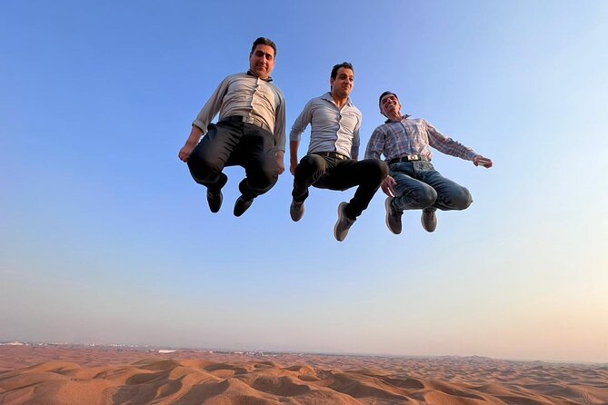 Dunes Safari Sandboarding and Photography in Desert - Who will enjoy this Dubai desert safari