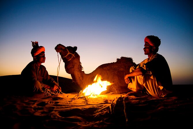 Evening Desert Safari in Dubai - Sunset photos and the changing desert light