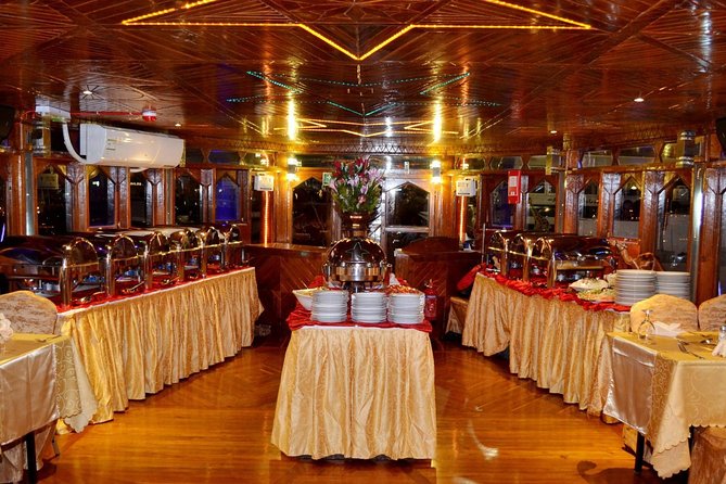 Evening Dhow Dinner Cruise in Dubai - The 1.5-hour route along Dubai Creek