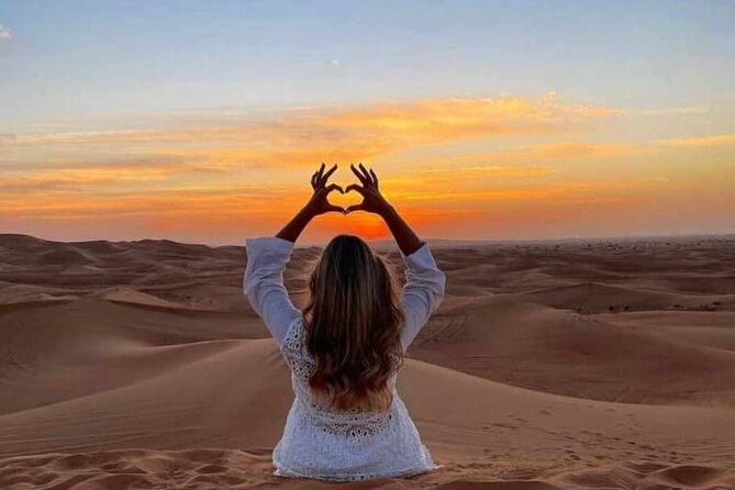 Evening Dubai Desert Safari, Red Sand, Premium camp shows & Diner - The premium camp shifts the mood
