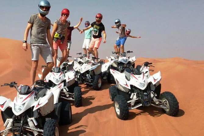 Evening Safari with Dune Bashing, BBQ Dinner and Belly Dance - How the timing and group size affect your evening