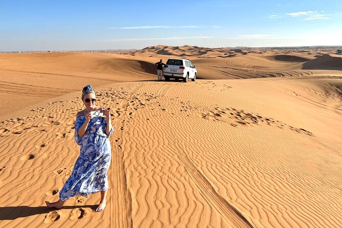 Exclusive Desert safari - Sunset photography from the dunes