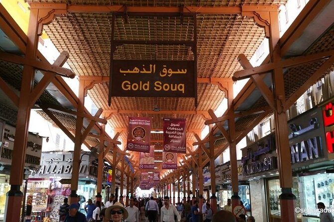Explore Old Dubai Al fahidi District Museums Markets Abra - The Spice Souk: smells, advice, and shopping sense