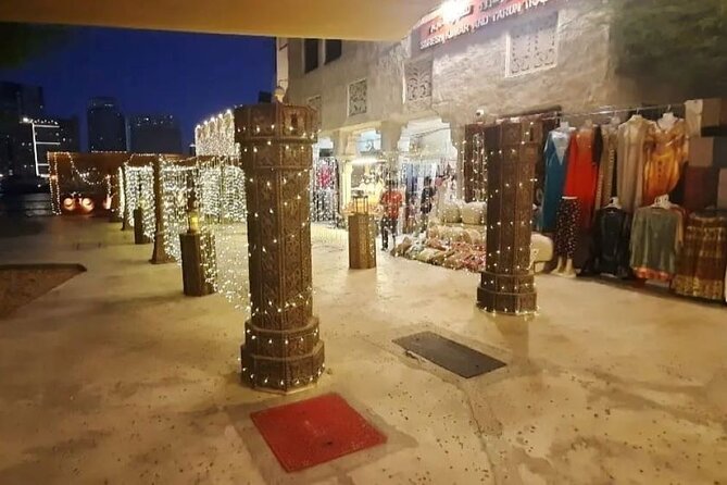 Explore Old Dubai Al fahidi District Museums Markets Abra - The Gold Souk and the Star of Taiba ring