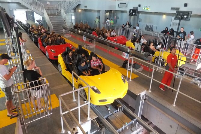Ferrari World Abu Dhabi Ticket - Crowds, staff, and managing your time