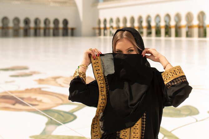 Flying Dress Photoshoot in Dubai - Timing, traffic, and the meeting point