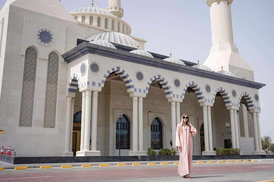 From Abu Dhabi: Dubai City Tour with Frame & Abra Boat Ride - Al Khayma Heritage House and Emirati refreshments