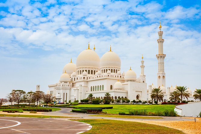 From Abu Dhabi: Grand Mosque, Qasr Al Watan Palace & Etihad Tower - Qasr Al Watan: grand rooms and Arabian design