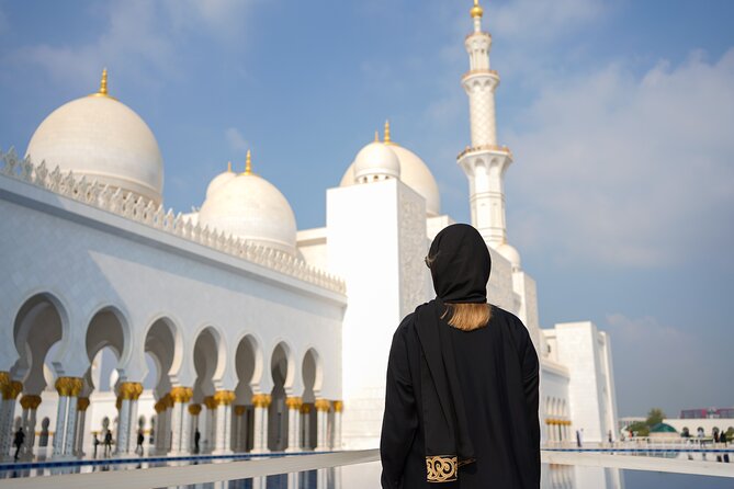 From Dubai: Abu Dhabi City Sightseeing & Sheikh Zayed Mosque - Dress, timing, and Friday planning