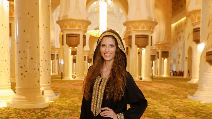 From Dubai: Abu Dhabi Grand Mosque & Louvre Museum Full-Day - Two hours under the Louvre’s dome