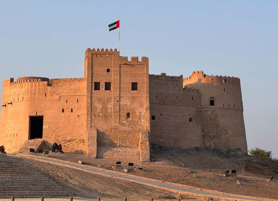 From Dubai: Fujairah City Tour - Leaving Dubai for Fujairah’s mountain side