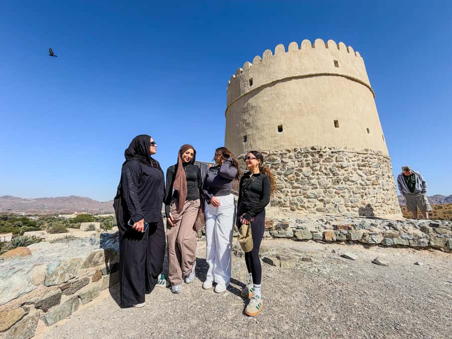 From Dubai: Hatta Sightseeing Tour with kayaking - Lunch in Hatta, with a local touch