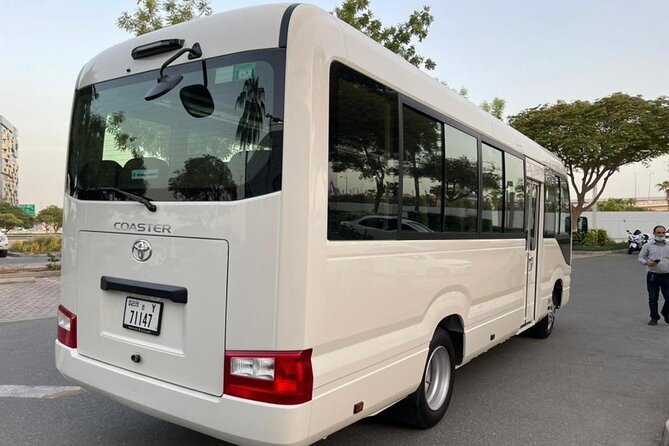 From Dubai: Private Chauffeur Service to Abu Dhabi - Leaving Dubai Along Sheikh Zayed Road