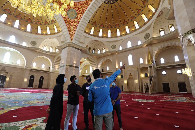 From Dubai to Fujairah: Full Day Tour with Sheikh Zayed Grand Mosque - Leaving Dubai for Fujairah’s eastern coast
