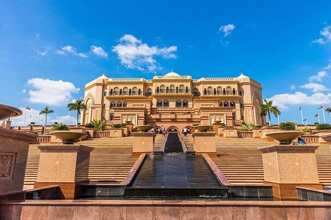Full-Day Abu Dhabi City Guided Tour from Dubai - Dates market stop: a quick taste of local shopping