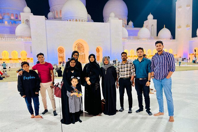 Full Day Abu Dhabi City Tour Sheikh Zayed Grand Mosque from Dubai - Tasting Abu Dhabi at the dates market