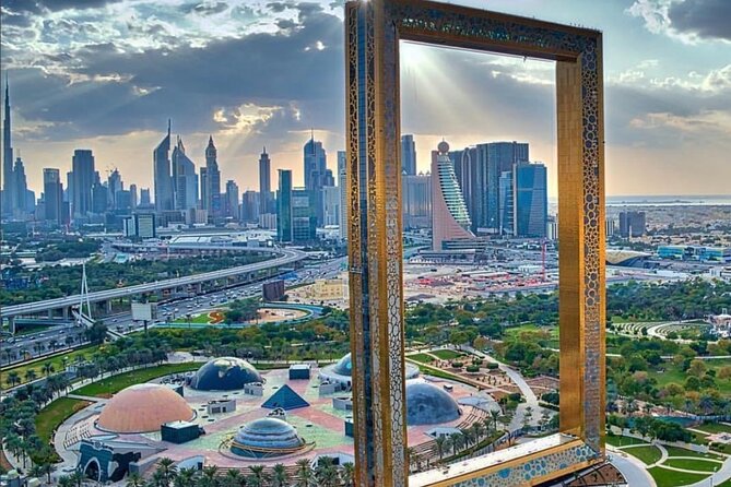 Full Day Dubai City Private Tour with English speaking guide - Zabeel Palace and the road through central Dubai