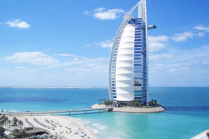 Full-Day Private Guided Tour of Dubai's Top Attractions - A one-hour dhow cruise on Dubai Marina