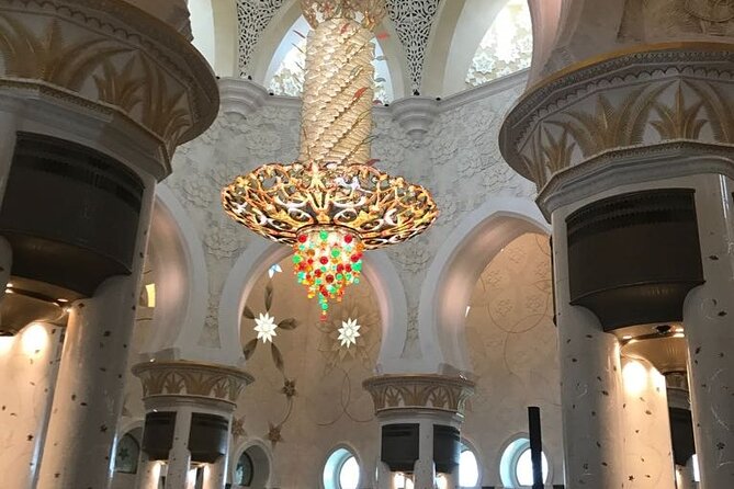 Full Day Small Group Abu Dhabi City Guided Tour - Yas Island and Ferrari World are quick photo opportunities