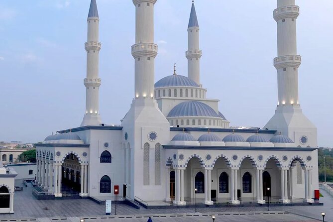 Half-Day Private City Tour with Magical Dubai Frame Visit - The Gold Souk and Dubai’s shopping tradition